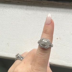 Sterling silver ring with diamond chips